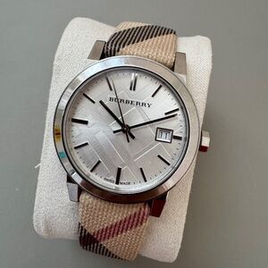 Authentic Burberry woman’s watch